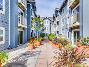 300 High School Road NE 300, Bainbridge Island WA 98110