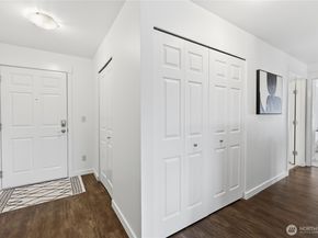 300 High School Road NE 300, Bainbridge Island WA 98110