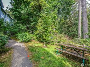 300 High School Road NE 300, Bainbridge Island WA 98110