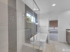 1004 75th Drive SE, Lake Stevens WA 98258