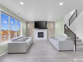 1004 75th Drive SE, Lake Stevens WA 98258