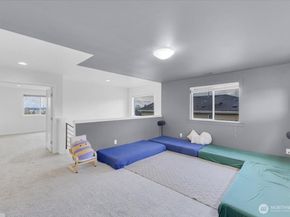 1004 75th Drive SE, Lake Stevens WA 98258