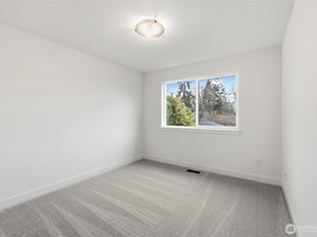 23706 84th Avenue W, Edmonds WA 98026