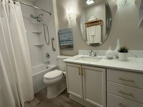 5000 NW Village Park Drive B111, Issaquah WA 98027