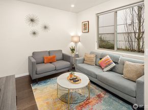 8358 19th Avenue NW B, Seattle WA 98117