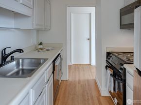 2201 3rd Avenue 803, Seattle WA 98121