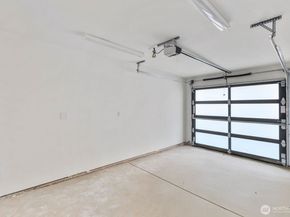 1004 N 48th Street C, Seattle WA 98103