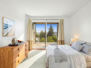 3601 24th Avenue W 207, Seattle WA 98199