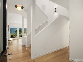 14214 Westwood Place NE, Seattle WA 98125