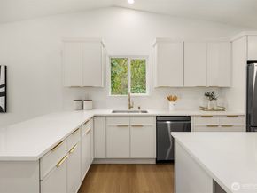 14214 Westwood Place NE, Seattle WA 98125