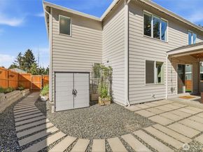 2944 215th Place SW, Brier WA 98036
