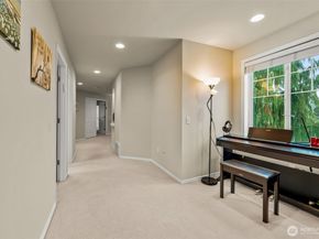 18725 35th Drive SE, Bothell WA 98012