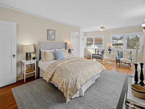 939 21st Avenue E, Seattle WA 98112