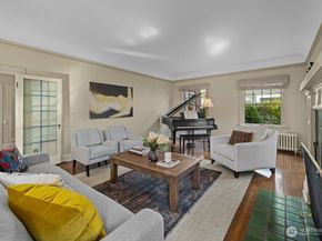 939 21st Avenue E, Seattle WA 98112