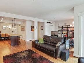 699 John Street 513, Seattle WA 98109