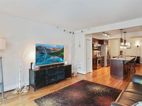 699 John Street 513, Seattle WA 98109