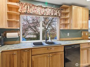 304 5th Avenue NW, Algona WA 98001