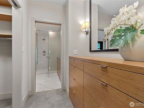 1014 Belfair Road, Bellevue WA 98004