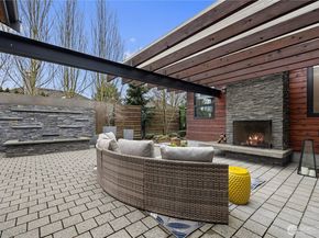 1014 Belfair Road, Bellevue WA 98004