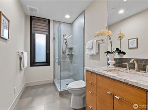 1014 Belfair Road, Bellevue WA 98004