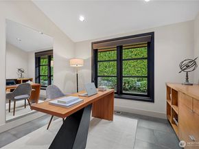 1014 Belfair Road, Bellevue WA 98004