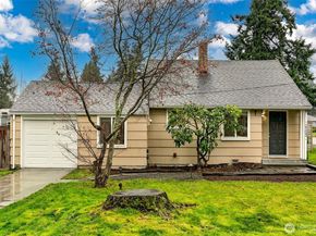 2303 N 193rd Street, Shoreline WA 98133