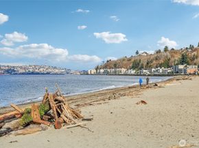 2628 58th Avenue SW, Seattle WA 98116