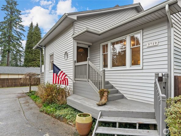 5719 East Drive, Everett WA 98203
