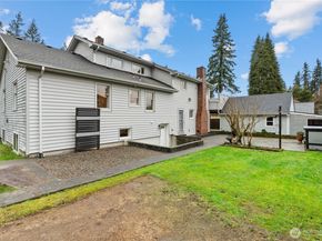 5719 East Drive, Everett WA 98203
