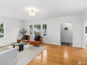 5719 East Drive, Everett WA 98203