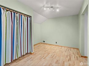 5719 East Drive, Everett WA 98203