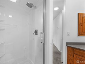 303 13th Avenue E 301, Seattle WA 98102