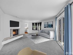 303 13th Avenue E 301, Seattle WA 98102