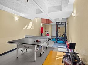 303 13th Avenue E 301, Seattle WA 98102