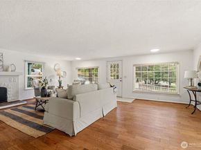 921 N 50th Street, Seattle WA 98103