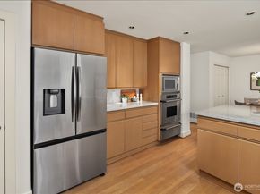 1716 Bellevue Way NE, Bellevue WA 98004