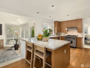 1716 Bellevue Way NE, Bellevue WA 98004