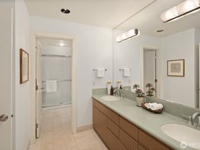1716 Bellevue Way NE, Bellevue WA 98004