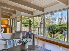 3921 25th Avenue S, Seattle WA 98108