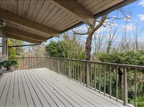 3921 25th Avenue S, Seattle WA 98108