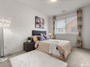 15729 NE 14th Aly, Bellevue WA 98008