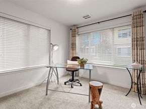 15729 NE 14th Aly, Bellevue WA 98008