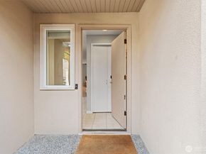 8225 212th Street SW 304, Edmonds WA 98026