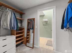 8225 212th Street SW 304, Edmonds WA 98026