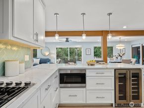4830 88th Place SE, Mercer Island WA 98040