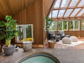 4830 88th Place SE, Mercer Island WA 98040
