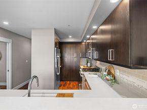 1240 5th Avenue N 201, Seattle WA 98109