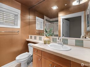1240 5th Avenue N 201, Seattle WA 98109