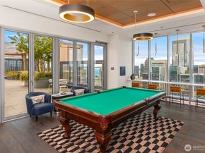 800 Columbia Street 1807, Seattle WA 98104