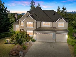 2046 277th Avenue SE, Sammamish WA 98075